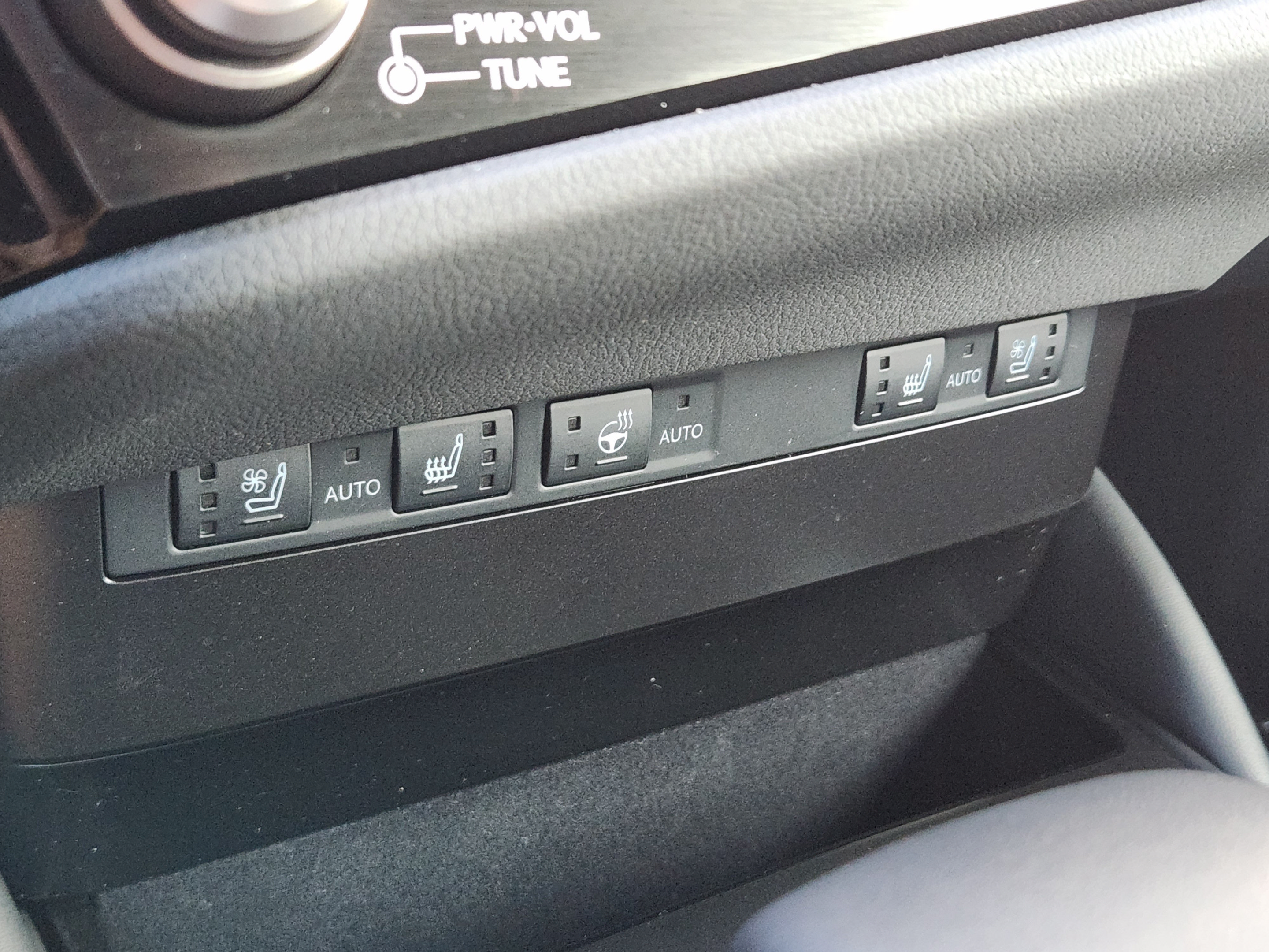 Certified 2025 Lexus ES 350 w/ Premium Package FWD image 12