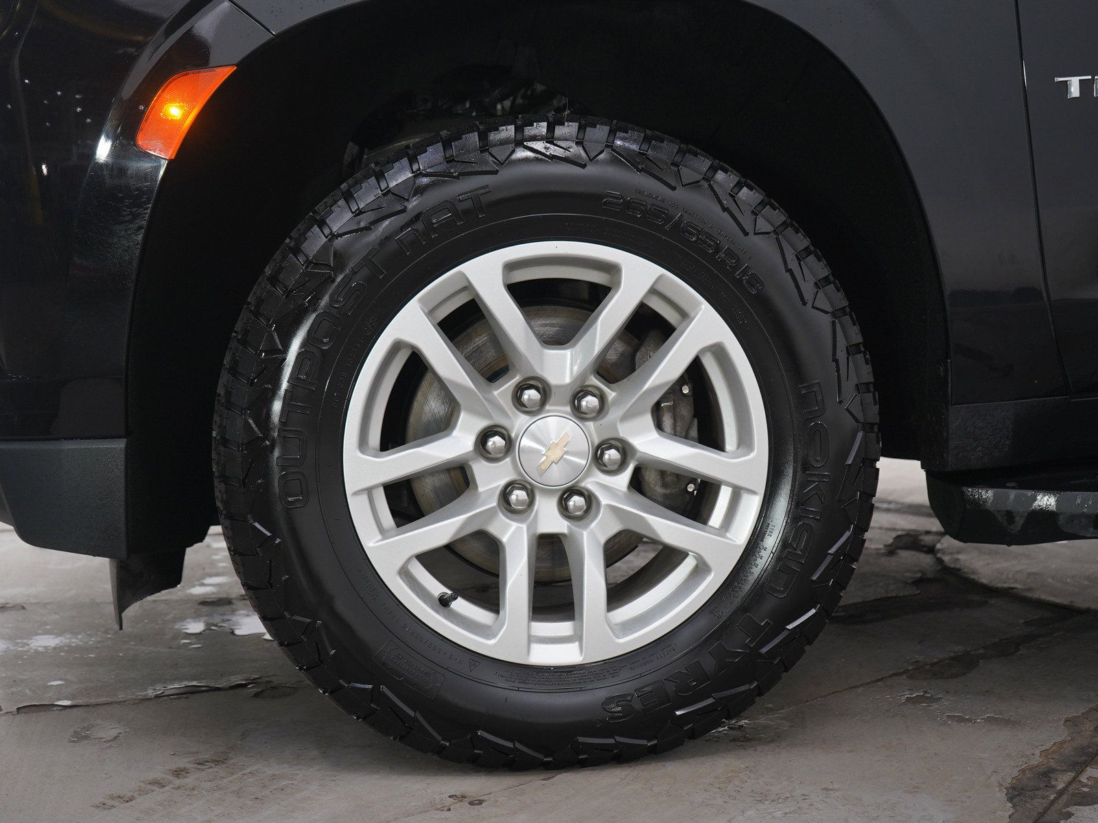 Used 2023 Chevrolet Tahoe LT AWD/4WD image 28