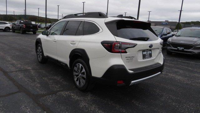 Used 2025 Subaru Outback Limited image 5