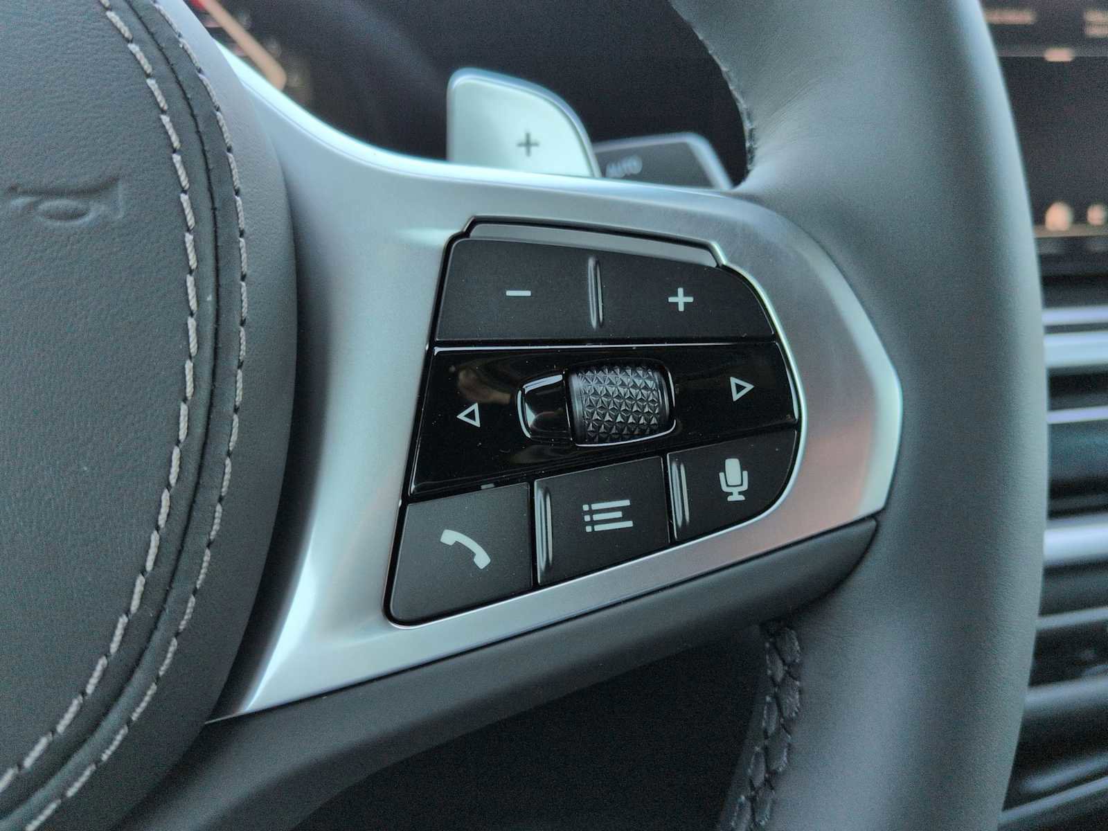 New 2027 BMW X6 xDrive40i image 27