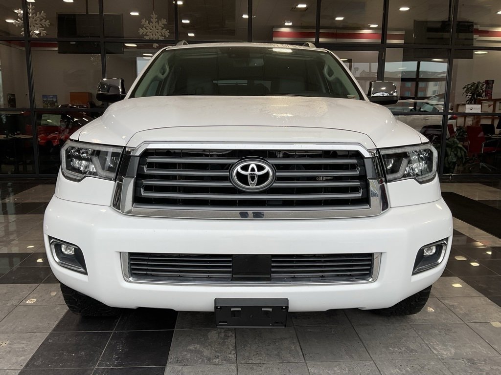 Used 2019 Toyota Sequoia Limited w/ Safety & Convenience Package image 2