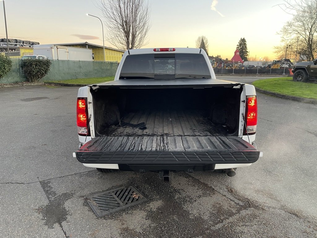 Used 2010 GMC Sierra 1500 Denali image 4