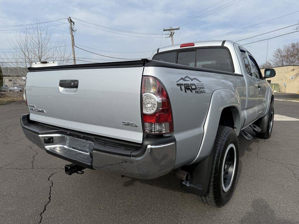 Used 2011 Toyota Tacoma 4x4 Access Cab w/ SR5 Pkg #2 image 12