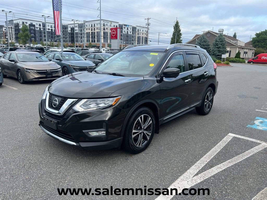 Used 2017 Nissan Rogue SL w/ SL Premium Package AWD/4WD image 3