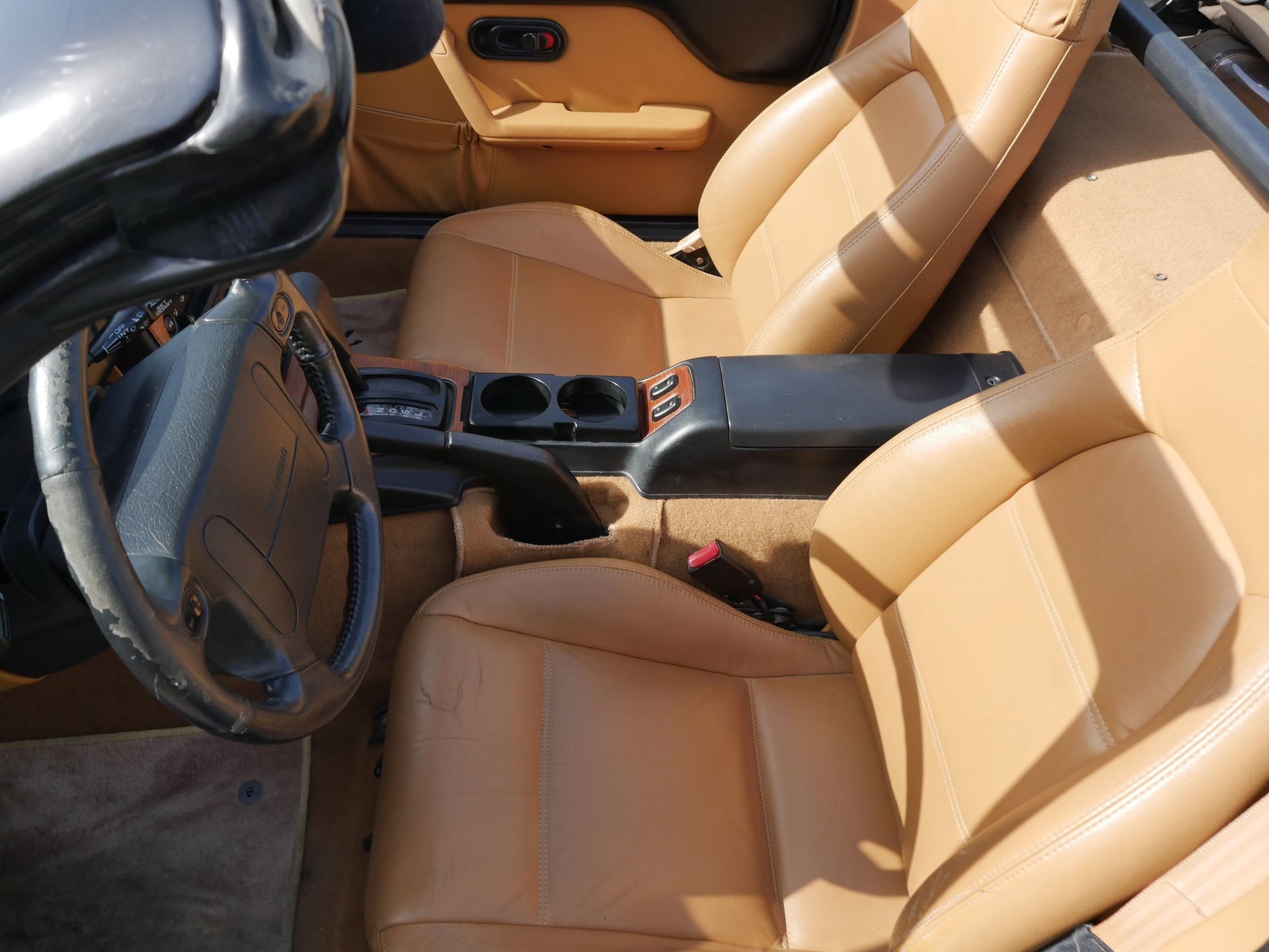 Used 1997 MAZDA MX-5 Miata RWD image 48