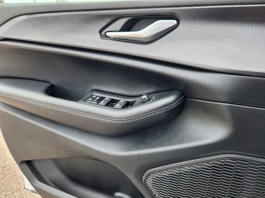 Certified 2024 Jeep Grand Cherokee Altitude image 6