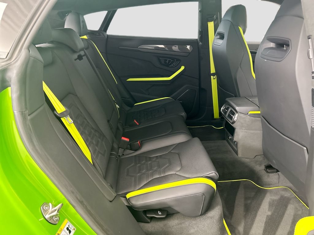 Used 2025 Lamborghini Urus SE AWD/4WD image 21