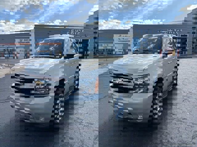 Used 2009 Chevrolet Tahoe LT w/ Luxury Package AWD/4WD image 15