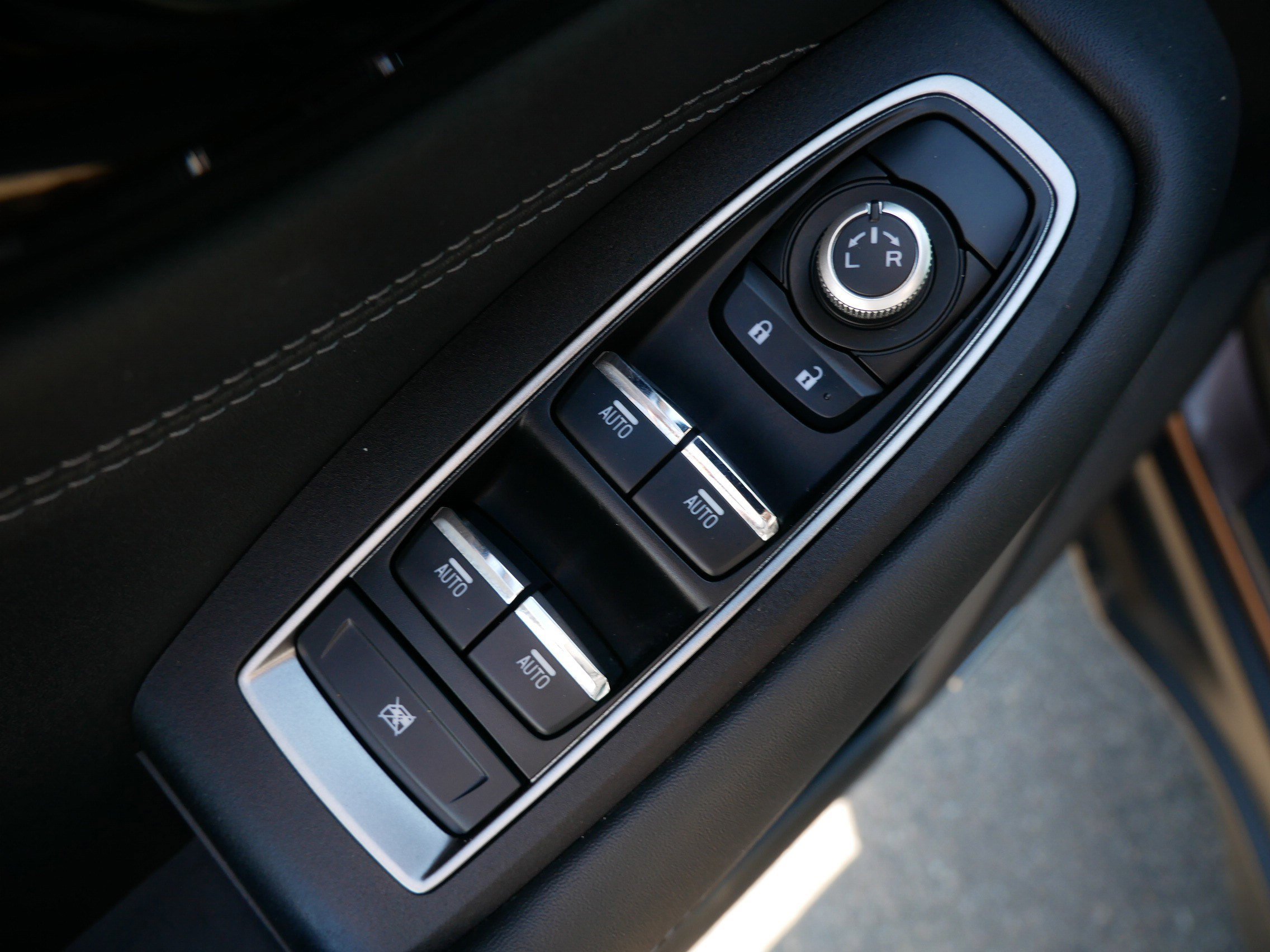 Used 2022 Subaru Outback Limited image 19