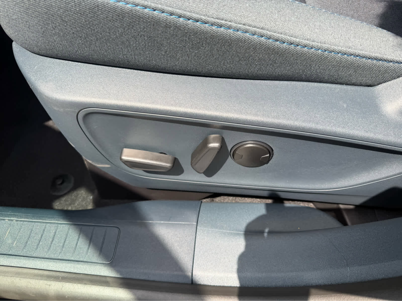 New 2025 Ford Maverick XLT w/ XLT Luxury Package image 10