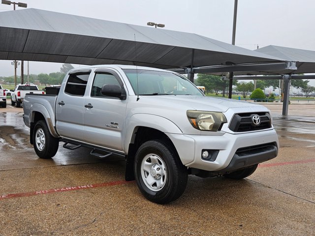 Used 2012 Toyota Tacoma PreRunner w/ SR5 Pkg RWD image 3