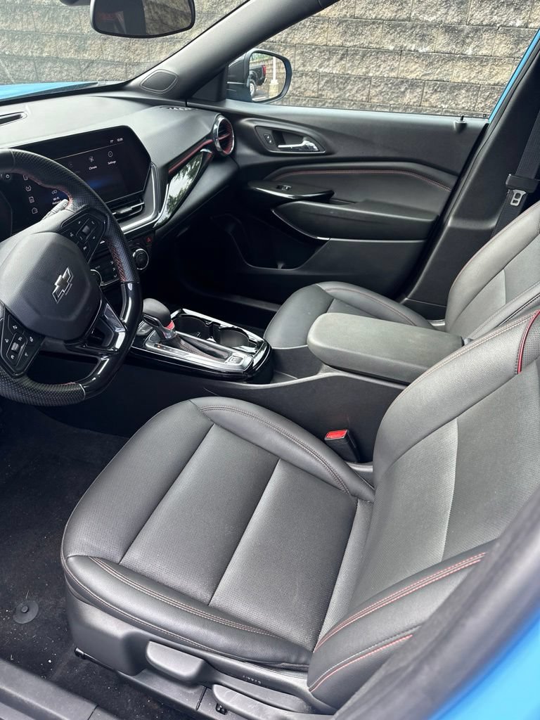 Used 2024 Chevrolet Trax RS w/ Driver Confidence Package FWD image 8