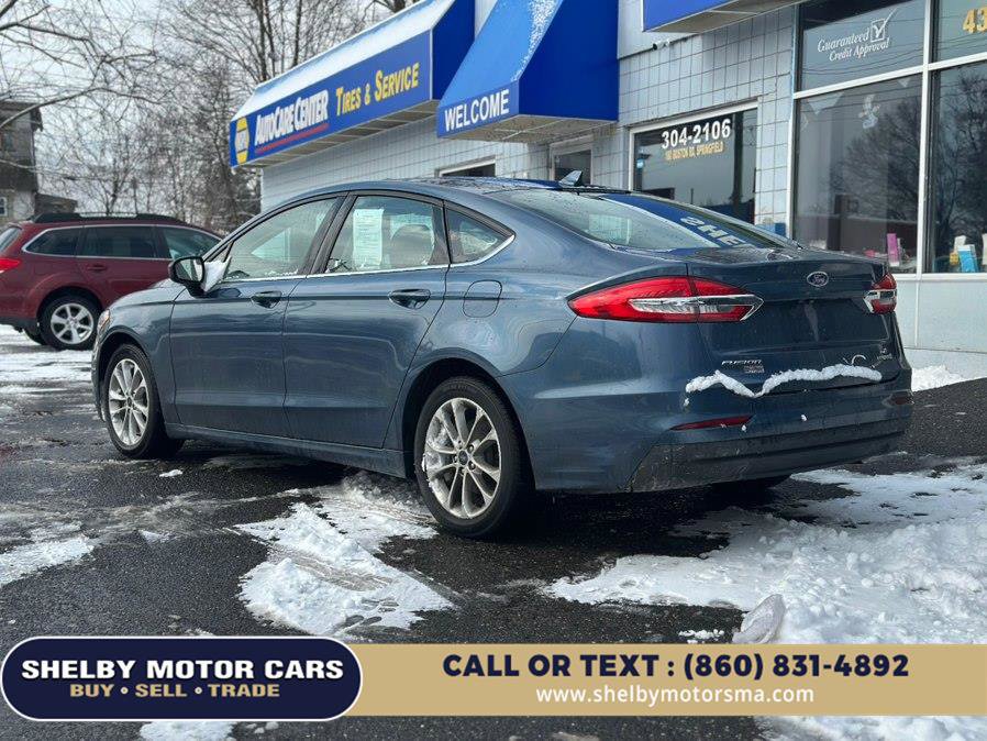 Used 2019 Ford Fusion SE FWD image 8