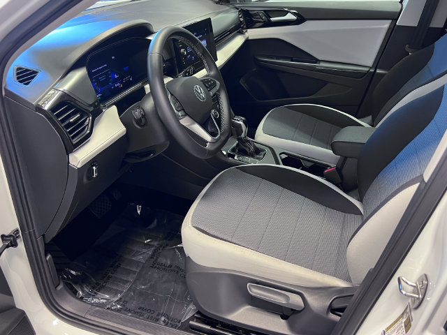 Certified 2025 Volkswagen Taos S FWD image 6