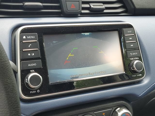 Used 2023 Nissan Versa SV FWD image 13