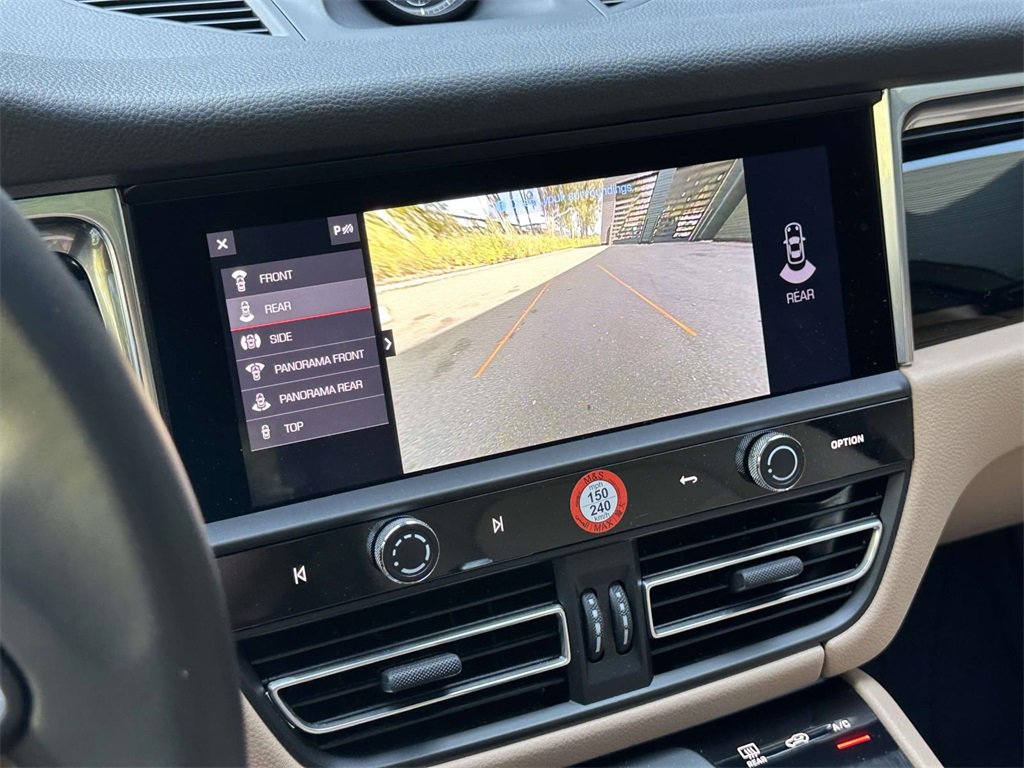 Certified 2025 Porsche Macan Turbo image 26