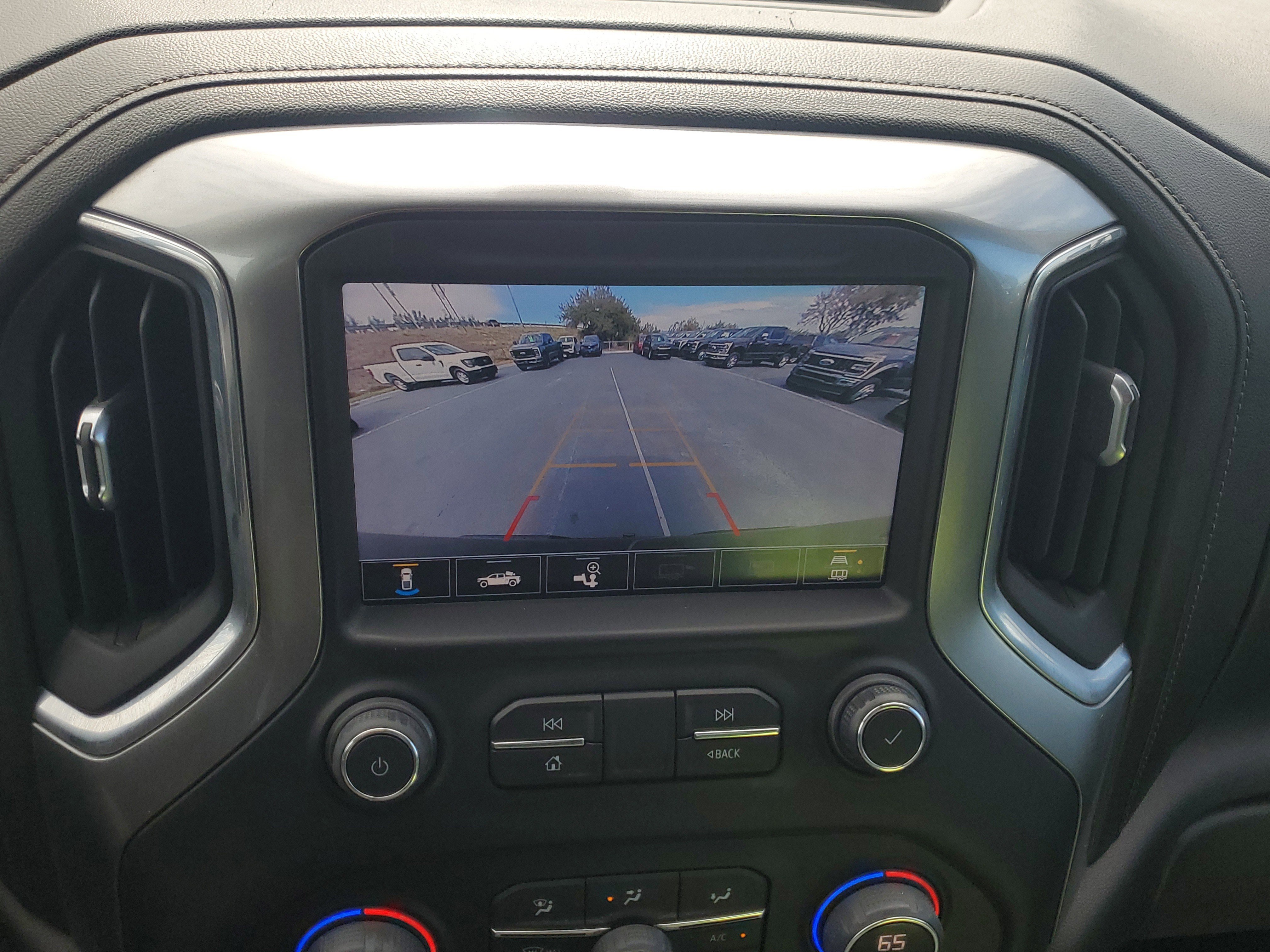 Used 2022 Chevrolet Silverado 1500 LT Trail Boss w/ LT Trail Boss Premium Package image 27