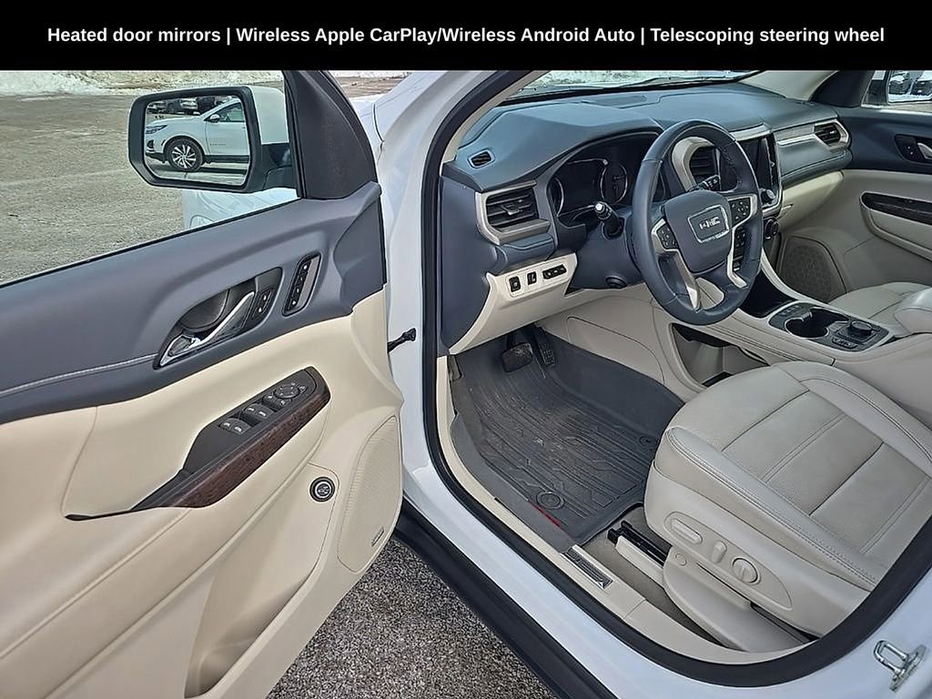 Used 2023 GMC Acadia Denali w/ Denali Ultimate Package image 9