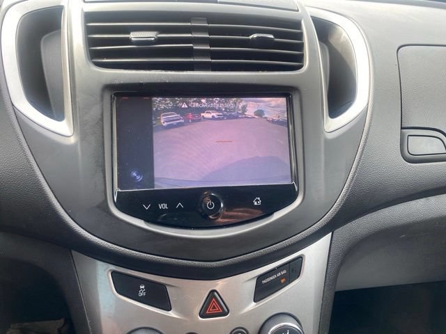 Used 2016 Chevrolet Trax LT w/ LT Convenience Package AWD/4WD image 4