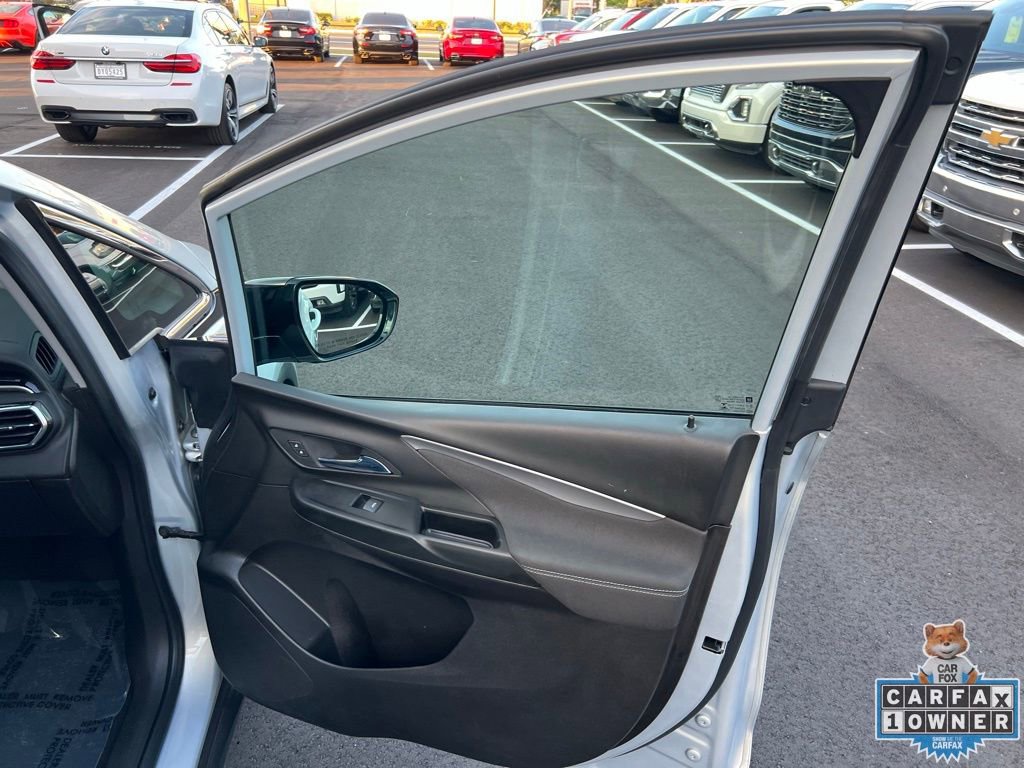 Used 2022 Chevrolet Bolt LT image 47