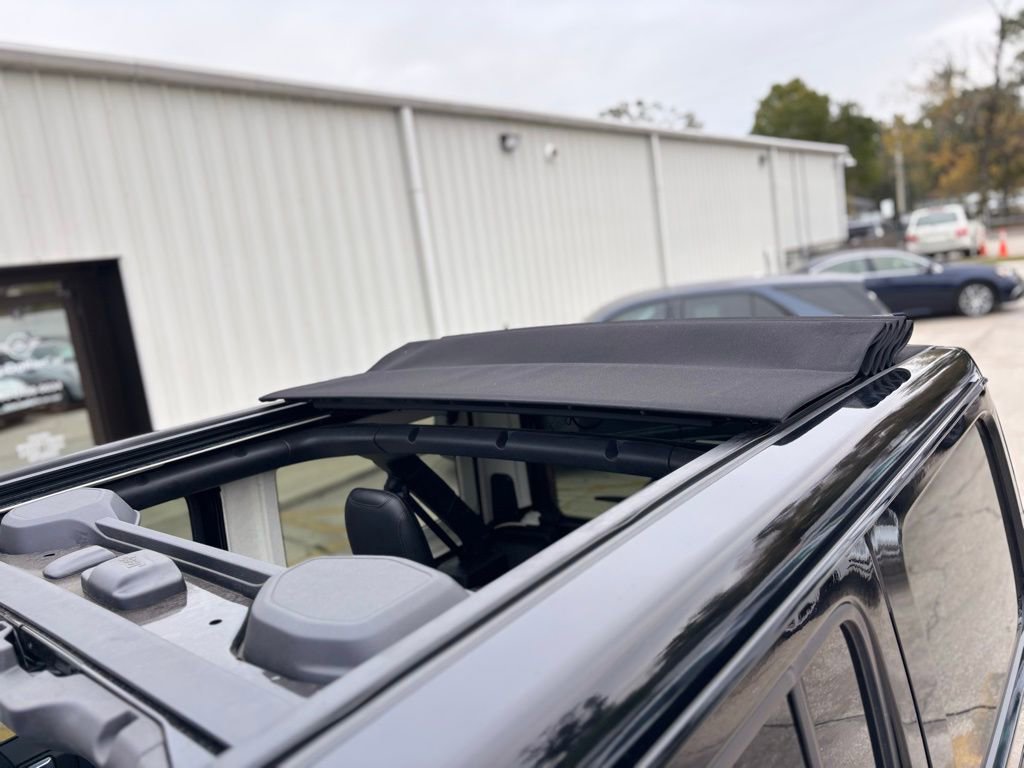 Used 2021 Jeep Wrangler Unlimited Rubicon image 28