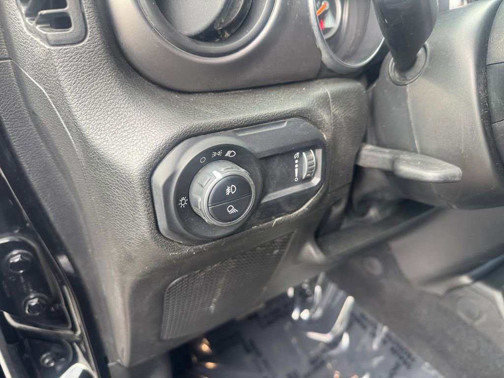 Used 2023 Jeep Gladiator Sport AWD/4WD image 20