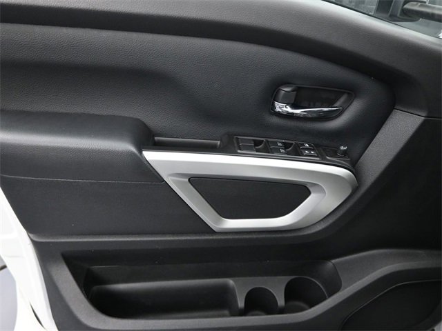 Used 2024 Nissan Titan SV w/ SV Convenience Package image 22