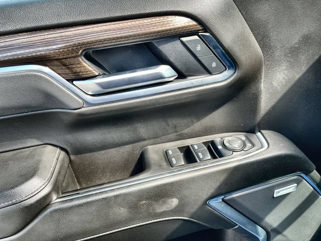 Used 2025 Chevrolet Silverado 1500 LT Trail Boss w/ Convenience Package II AWD/4WD image 16