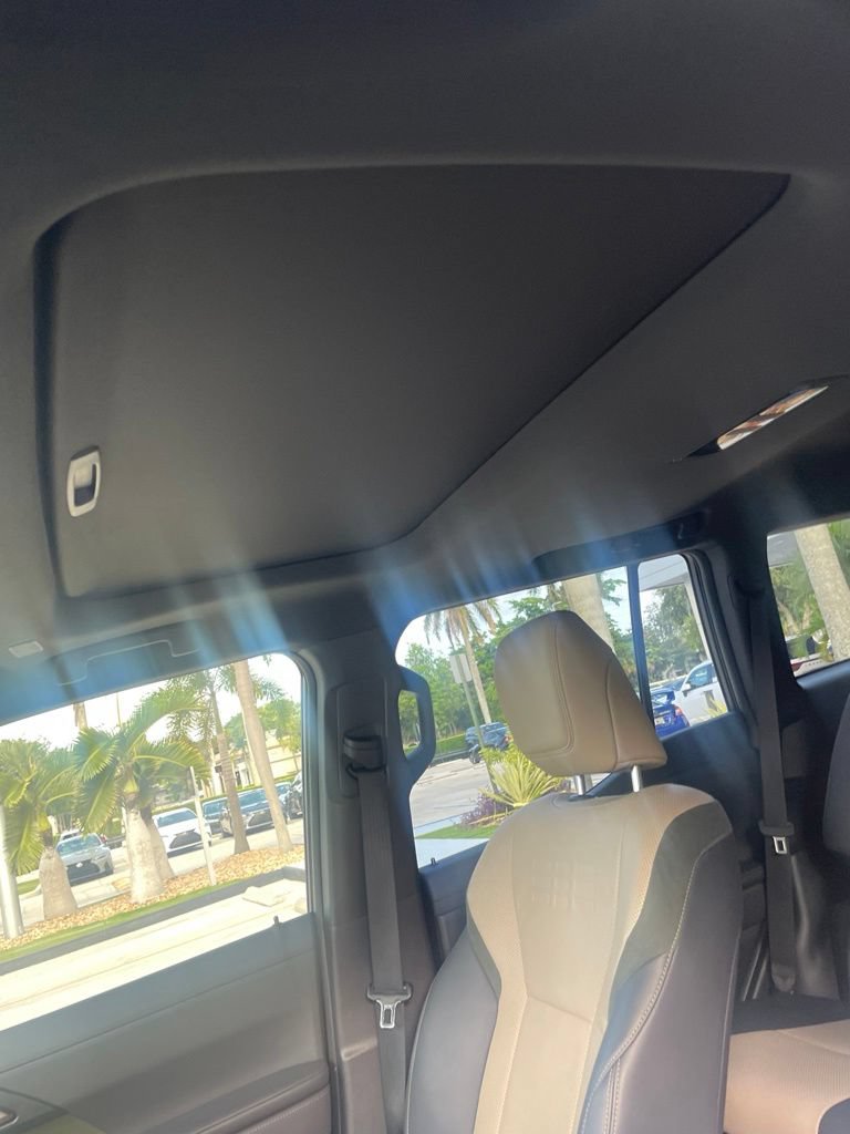 Used 2024 Lexus GX 550 AWD/4WD image 5