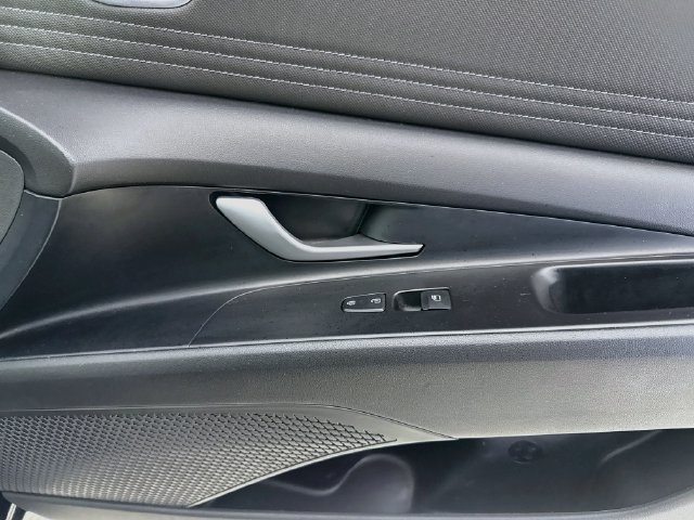 Used 2021 Hyundai Elantra Limited w/ Cargo Package FWD image 30