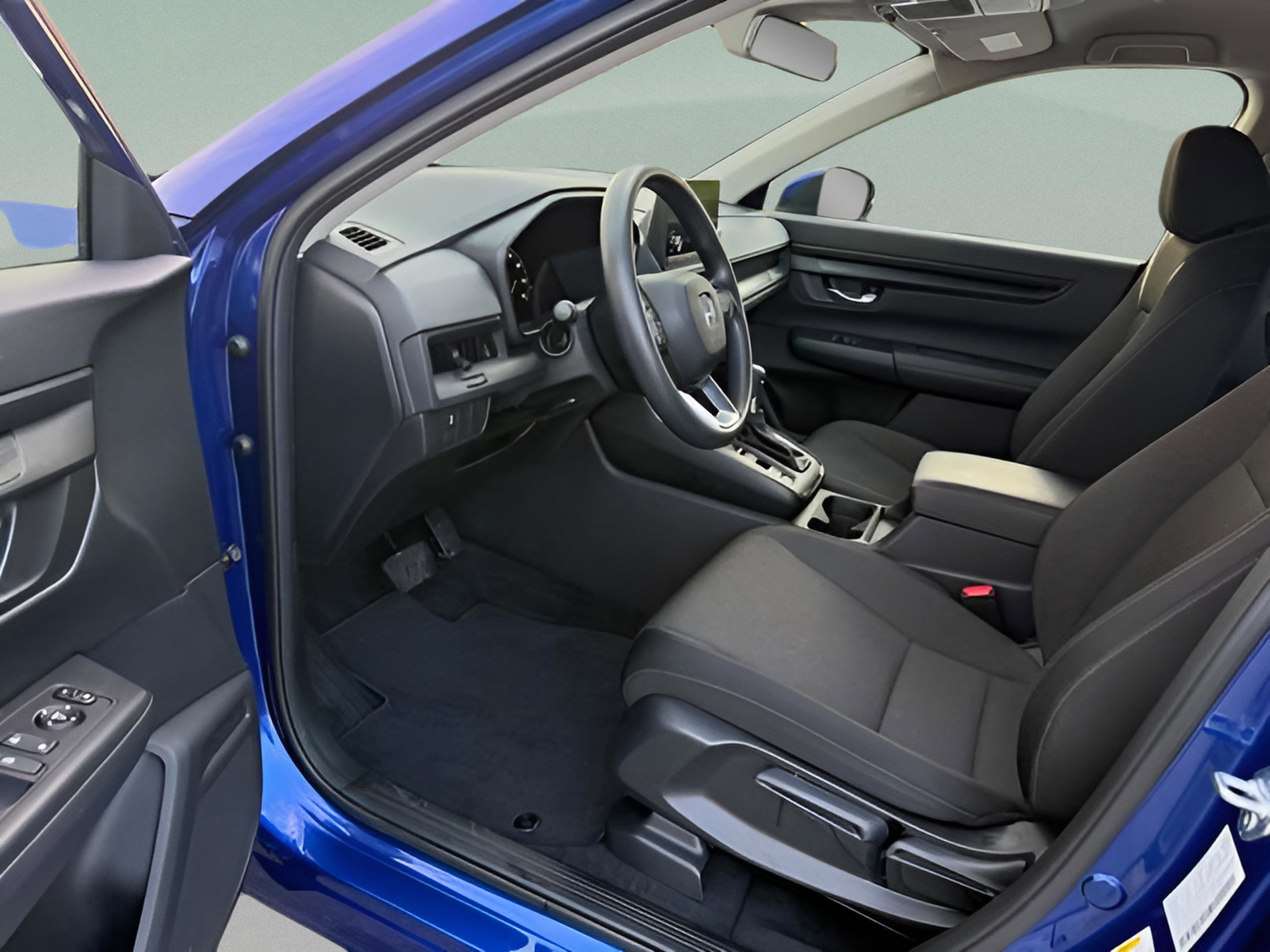 Used 2023 Honda CR-V LX image 9