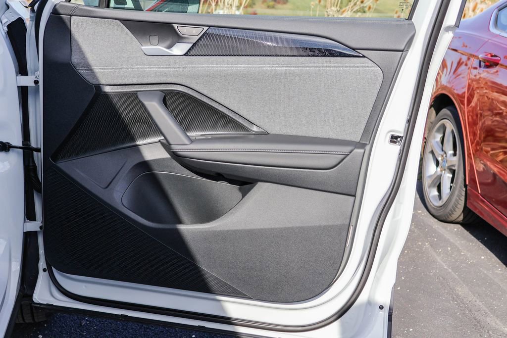 New 2025 Volkswagen Tiguan S image 44