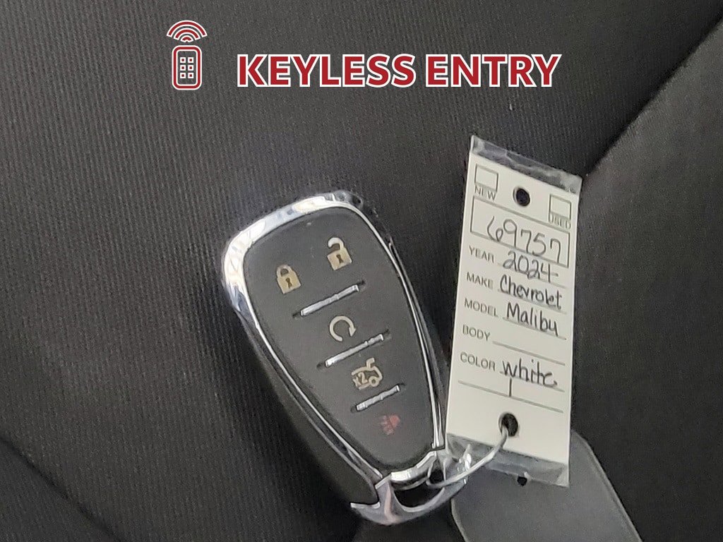 Used 2024 Chevrolet Malibu LT FWD image 33