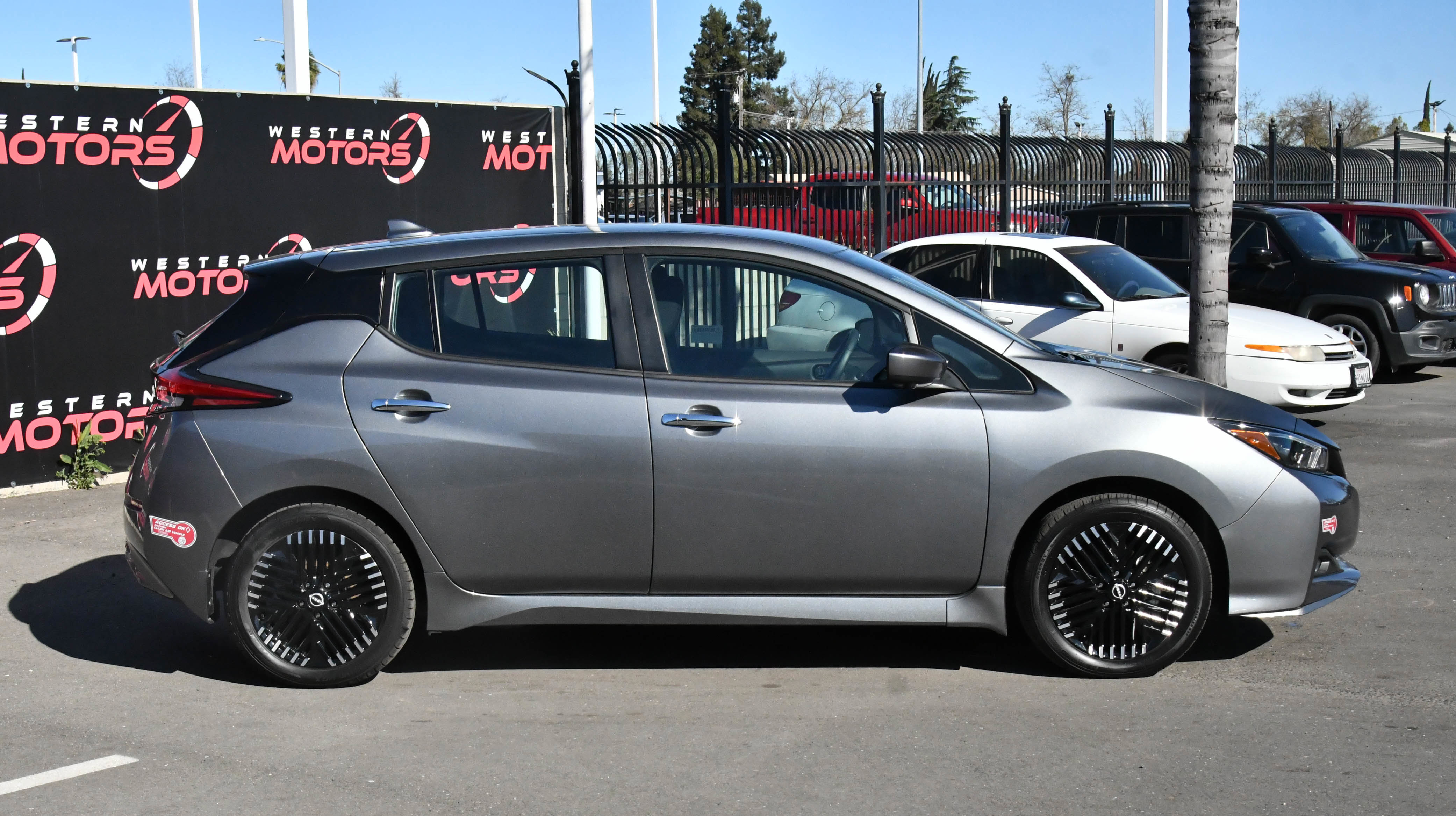 Used 2024 Nissan Leaf SV Plus image 9