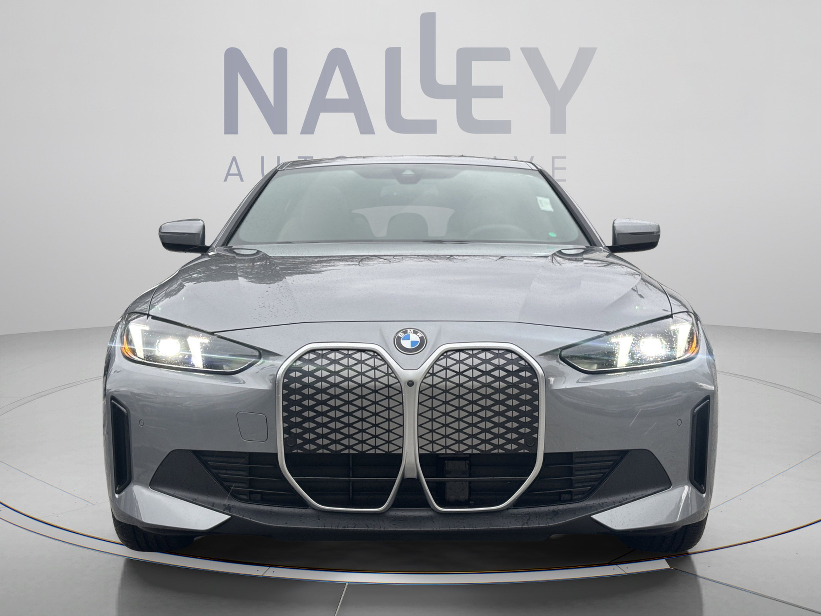 Used 2026 BMW i4 eDrive40 w/ Parking Assistance Package RWD image 6