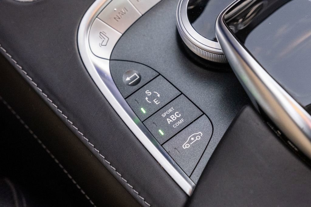 Used 2016 Mercedes-Benz Maybach S 600 Maybach S 600 image 22