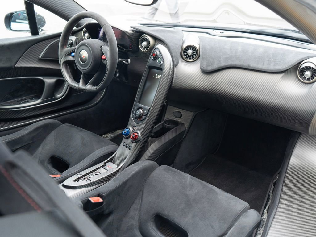 Used 2015 McLaren P1 image 23