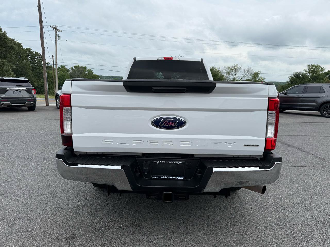 Used 2017 Ford F250 XL w/ Power Equipment Group RWD image 5