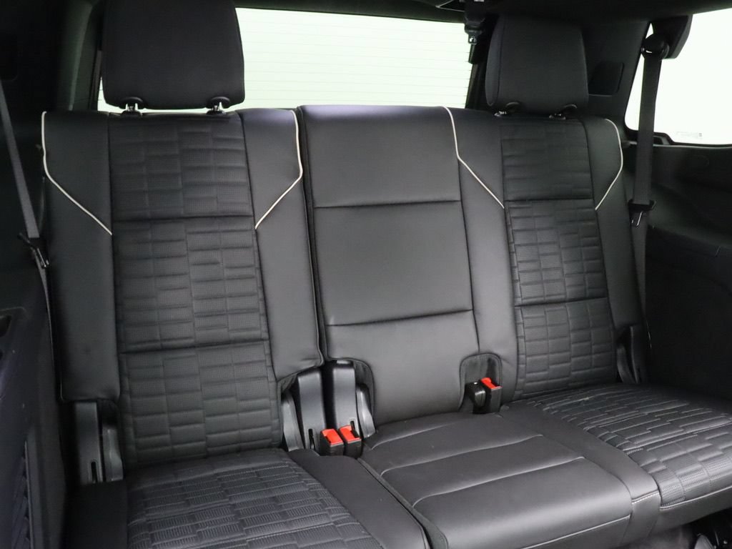 Used 2026 Cadillac Escalade Platinum Sport w/ LPO, ONYX Package AWD/4WD image 37