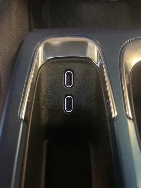 New 2025 Chevrolet Equinox EV LT image 22