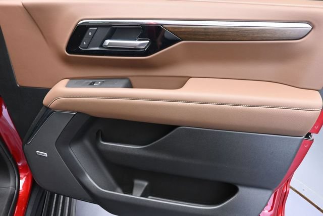 New 2026 Chevrolet Tahoe High Country AWD/4WD image 33