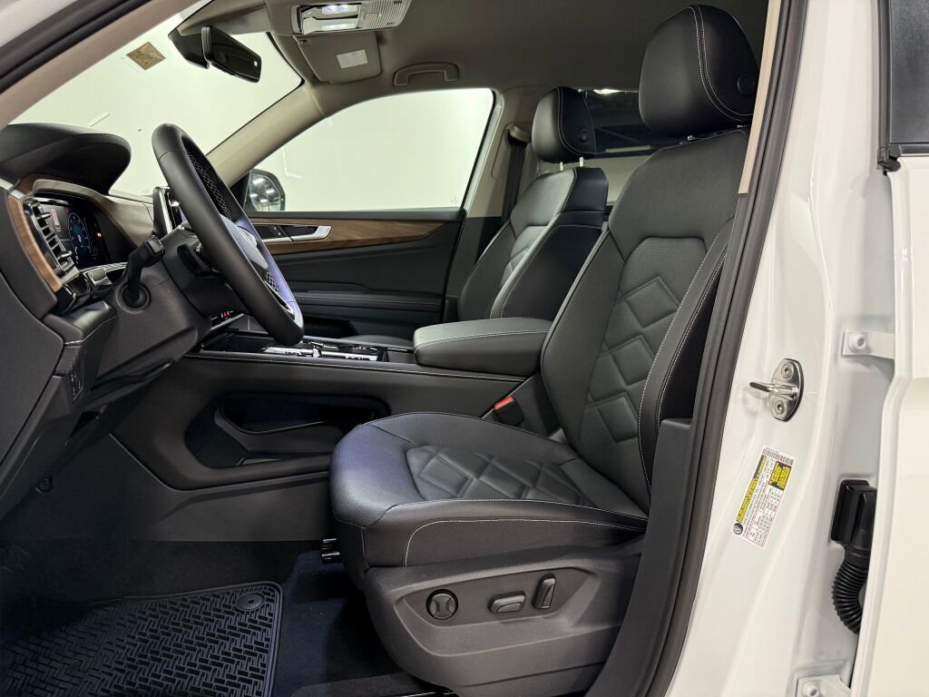 New 2026 Volkswagen Atlas SE image 18