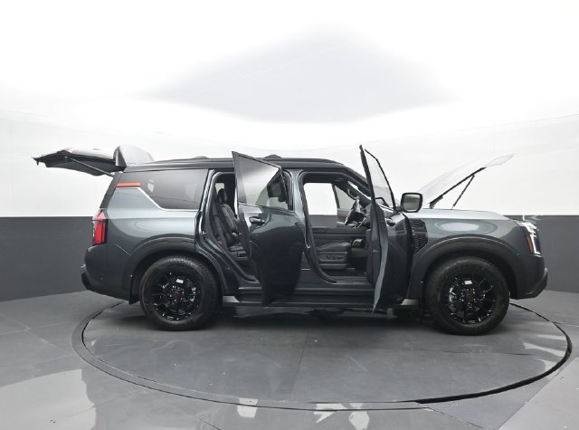 Used 2025 Nissan Armada PRO-4X w/ Pro-4X Premium Package AWD/4WD image 34