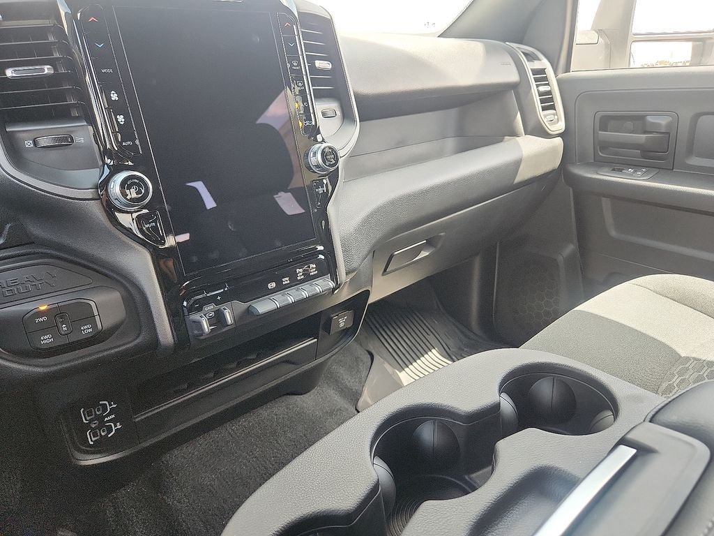 New 2026 RAM 2500 Tradesman AWD/4WD image 30