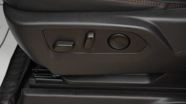 Used 2025 GMC Sierra 1500 AT4 AWD/4WD image 19