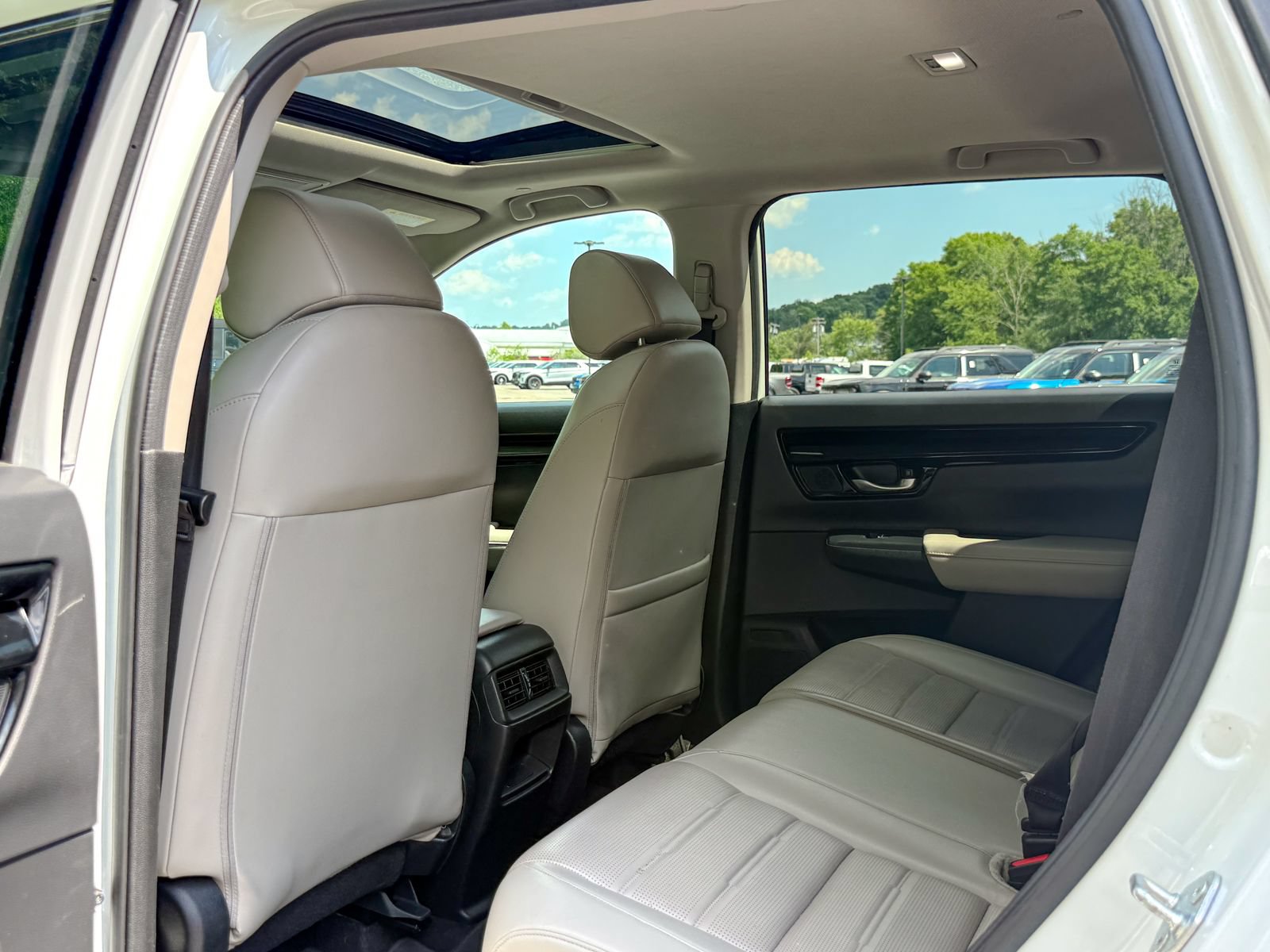 Used 2023 Honda CR-V EX-L image 17