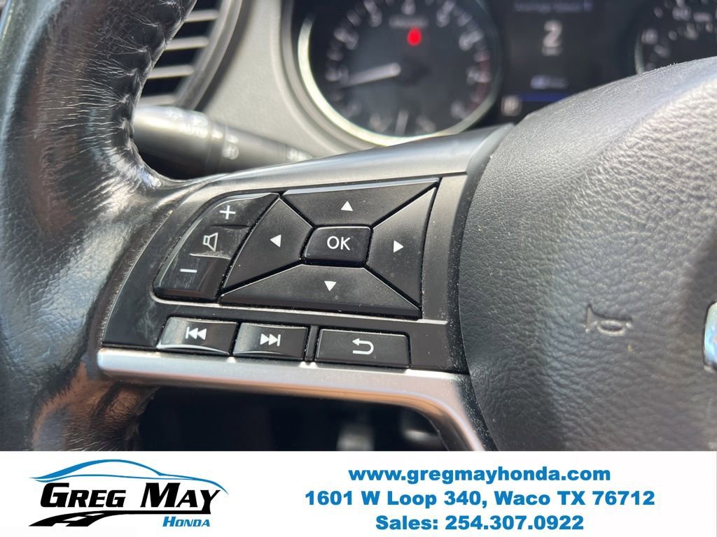 Used 2018 Nissan Rogue SL w/ Premium Package FWD image 28