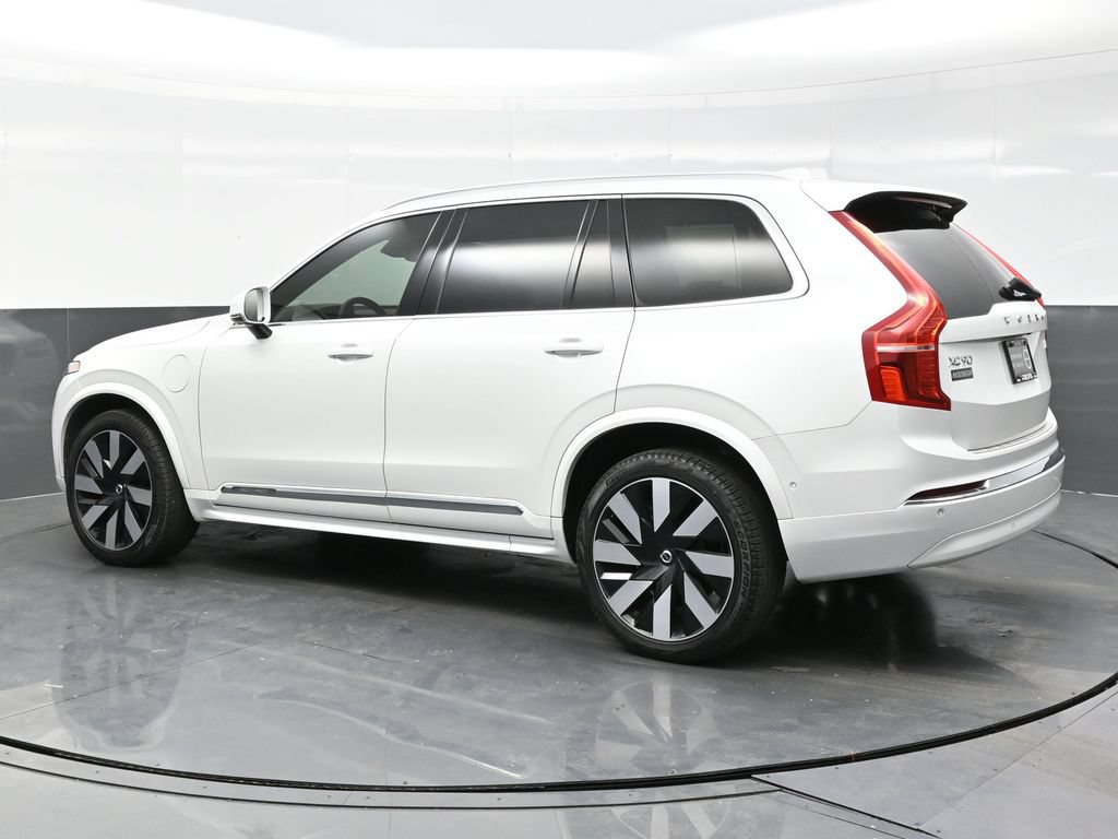 Used 2023 Volvo XC90 T8 Ultimate AWD/4WD image 4