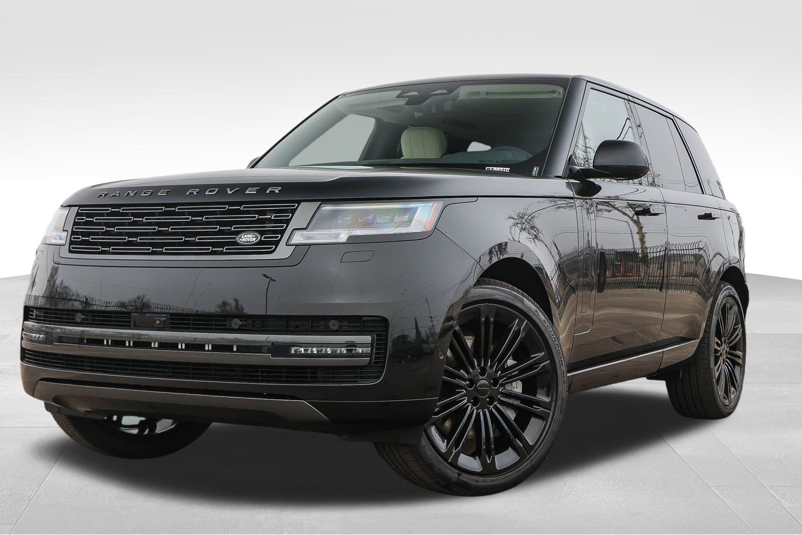New 2026 Land Rover Range Rover SE image 1