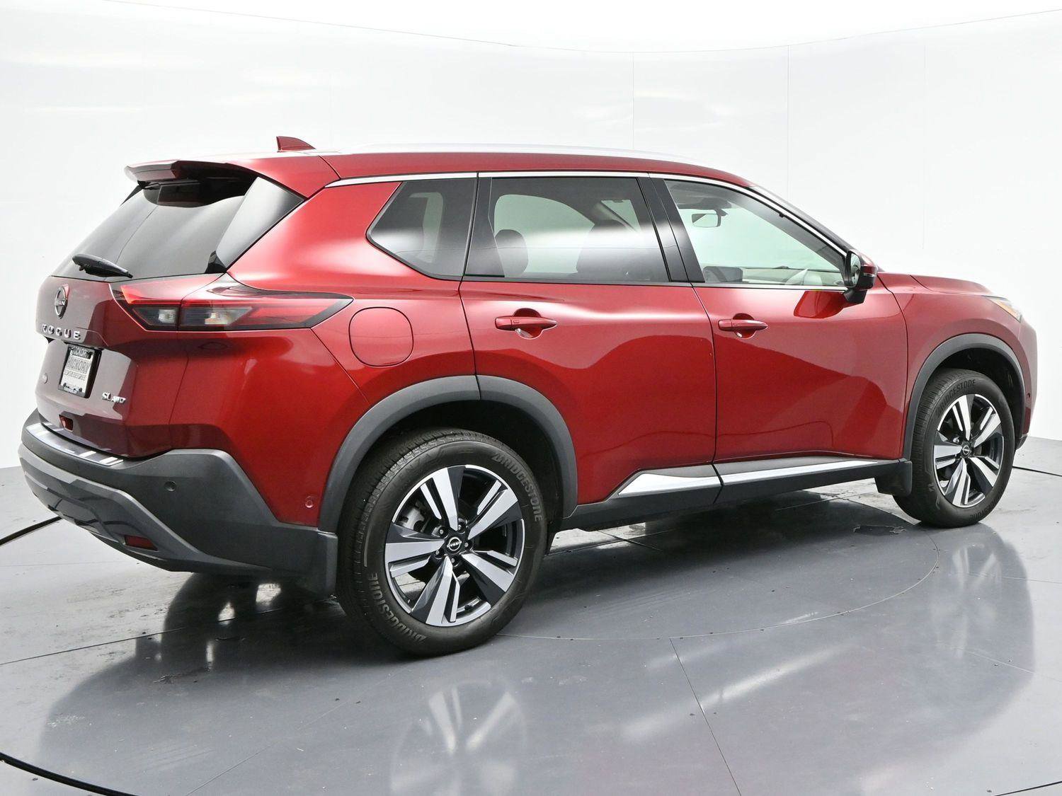 Used 2022 Nissan Rogue SL w/ SL Premium Package image 7